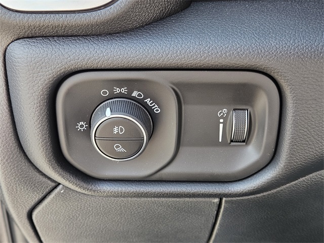 2026 Ram 2500 Big Horn photo 30