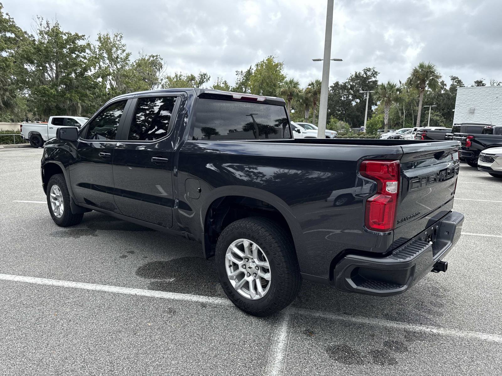 2024 Chevrolet Silverado 1500 RST photo 5