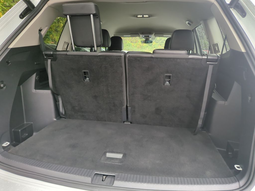 2024 Volkswagen Atlas SE Technology photo 24