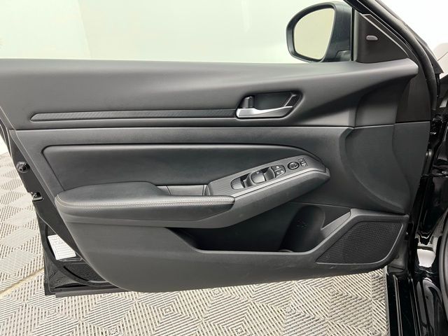 2024 Nissan Altima 2.5 SV photo 21