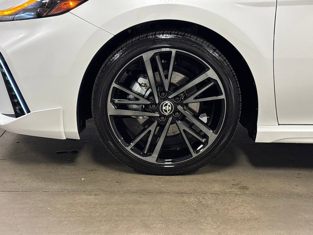 2025 Toyota Camry XSE photo 7
