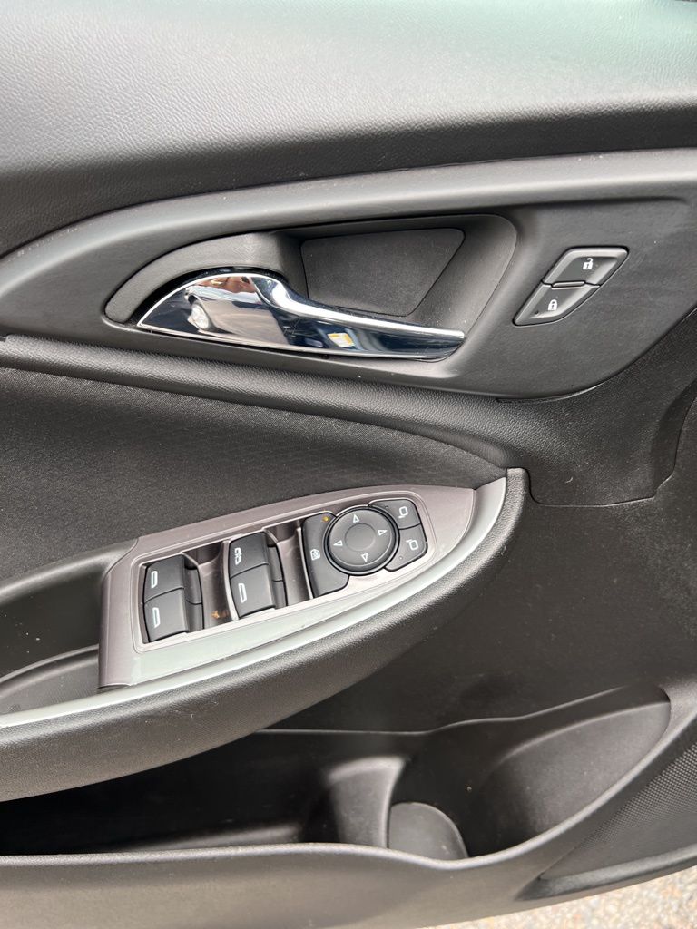2022 Chevrolet Malibu 1LT photo 16