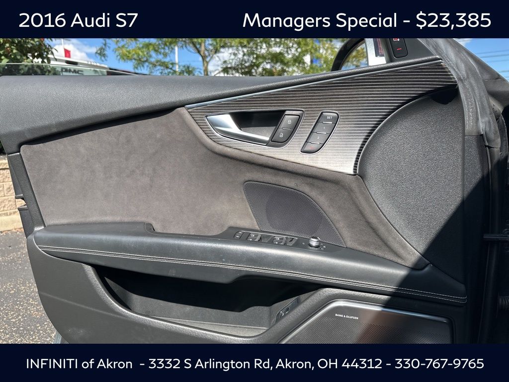 2016 Audi S7 photo 2