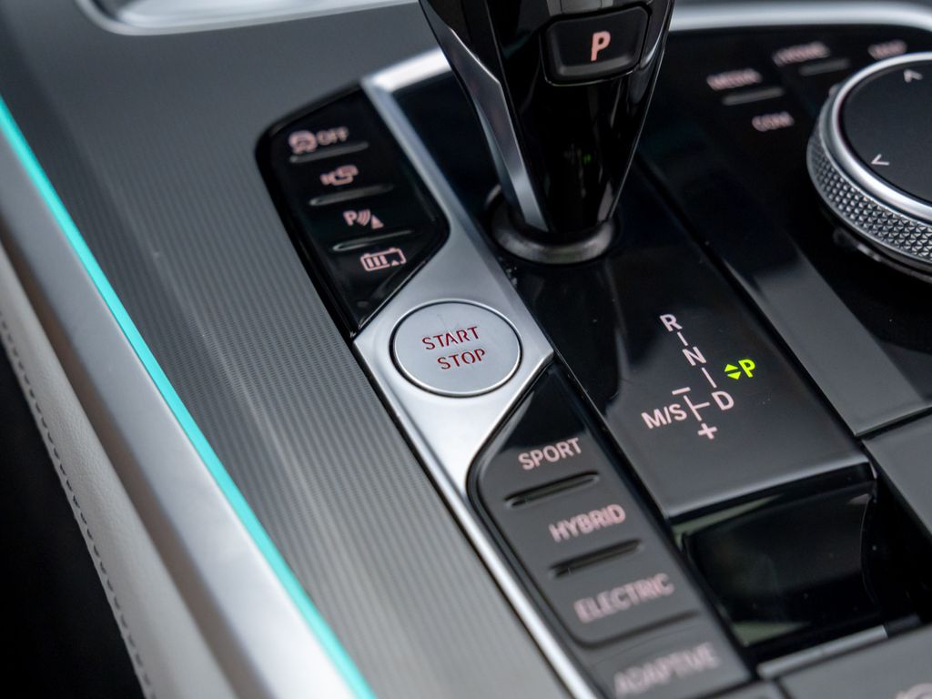 2023 Bmw X5 xDrive45e photo 17