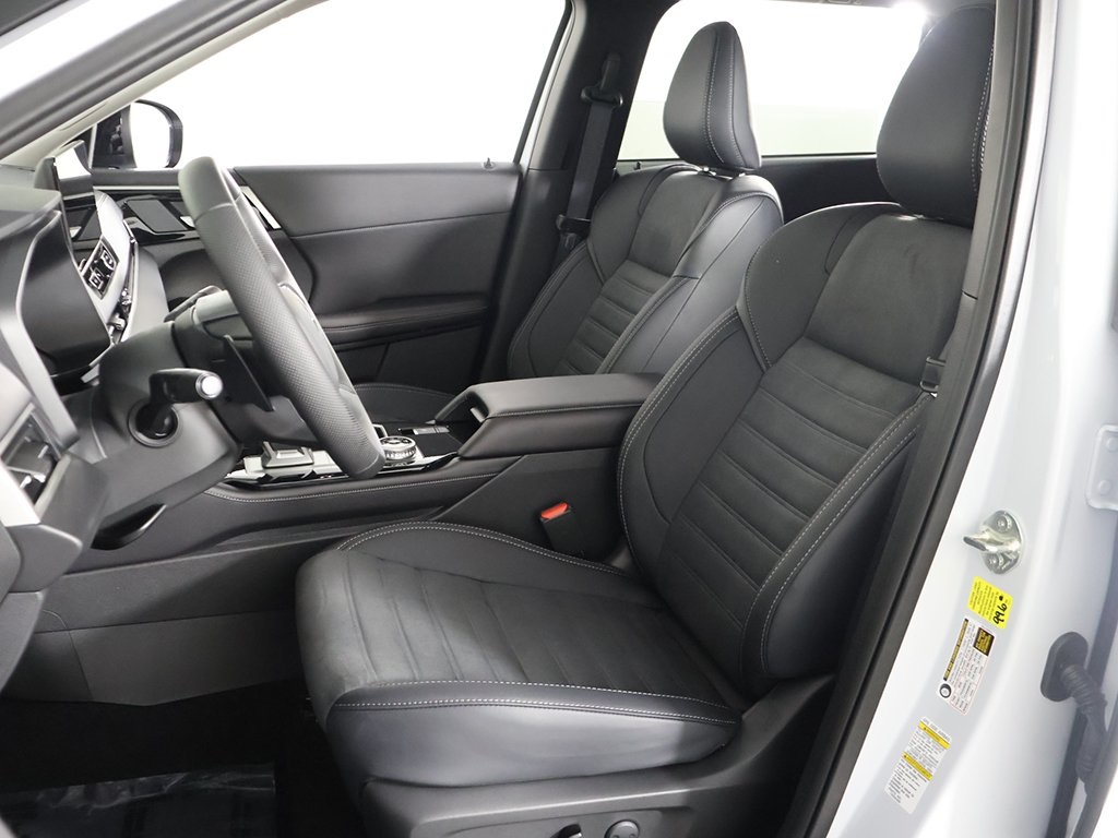 2025 Mitsubishi Outlander SE Ralliart photo 29