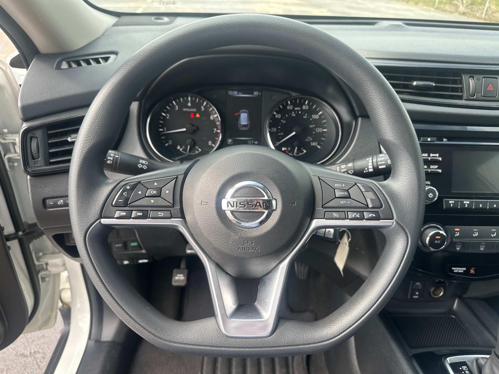 2017 Nissan Rogue S photo 13