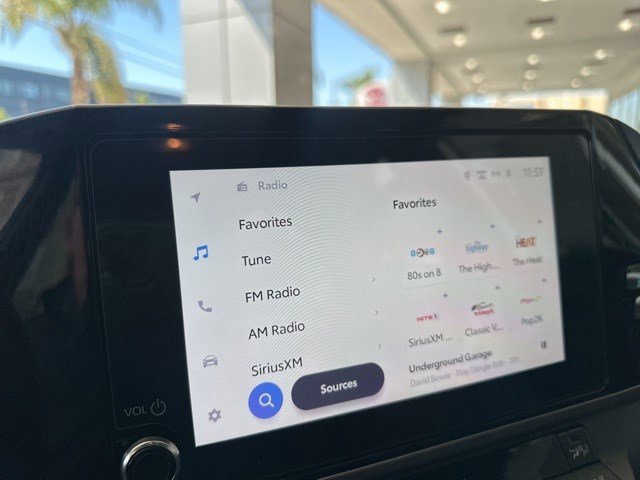 2025 Toyota Camry SE photo 17