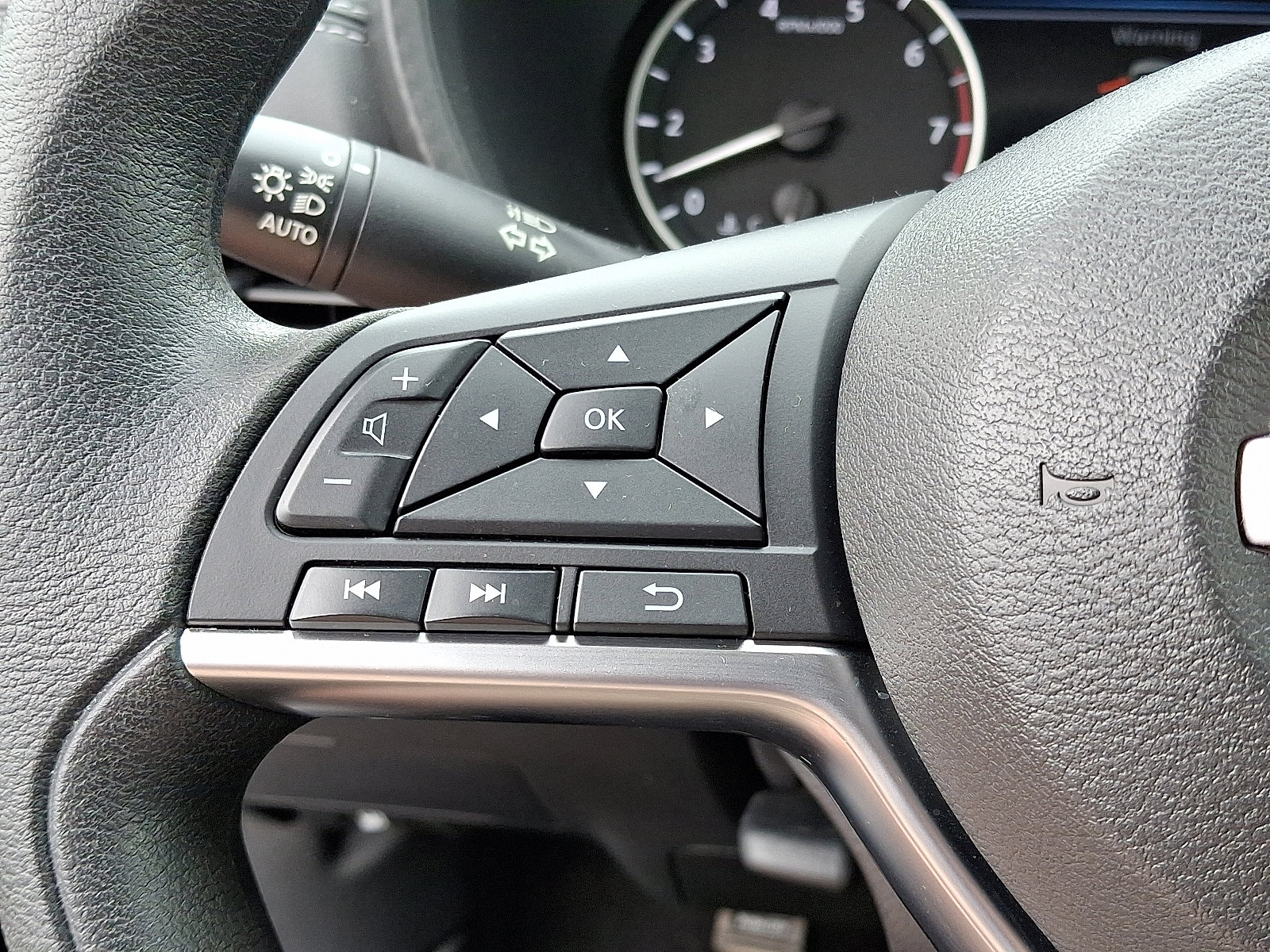 2024 Nissan Sentra SV photo 20