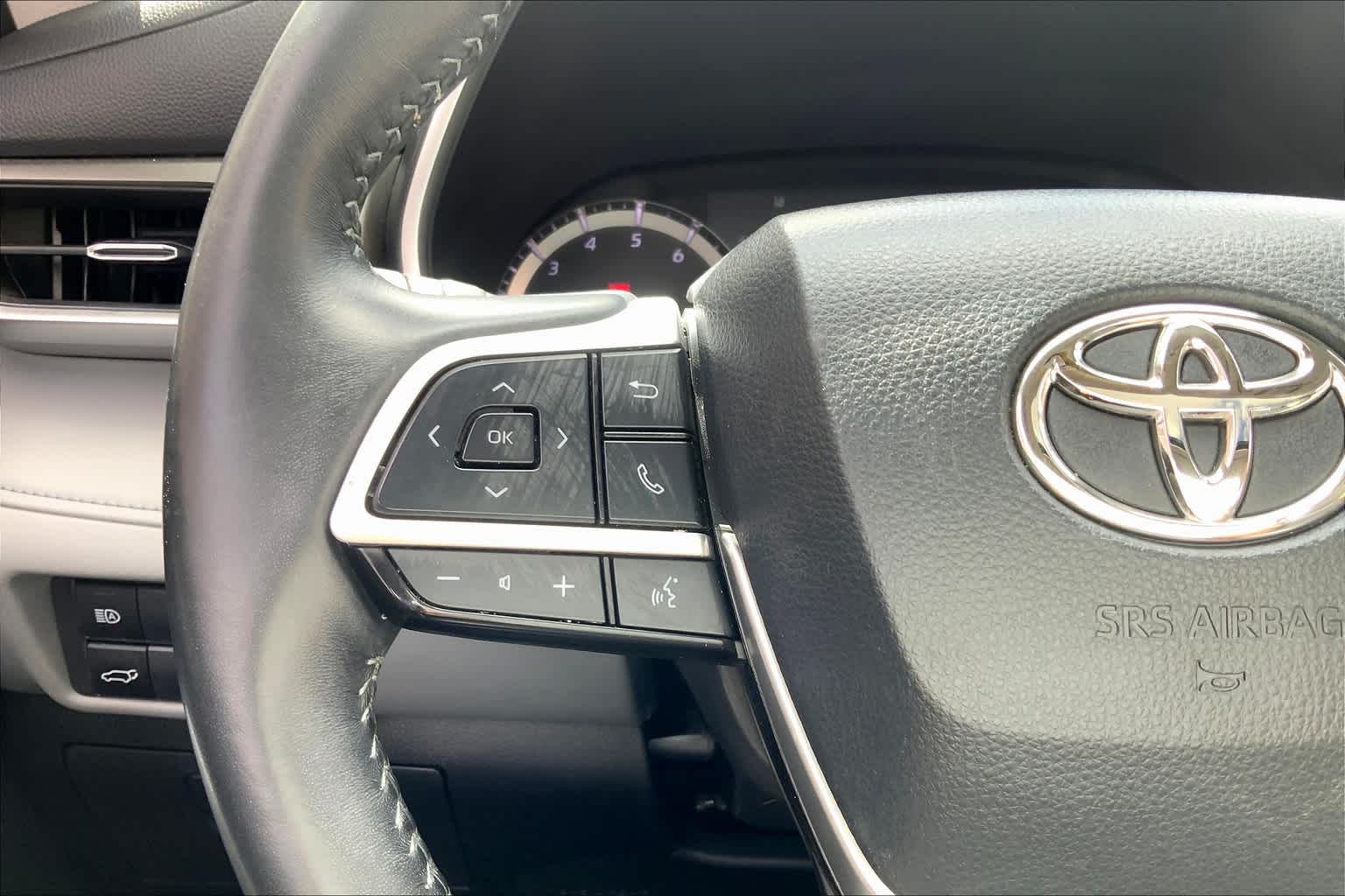 2022 Toyota Highlander XLE photo 45