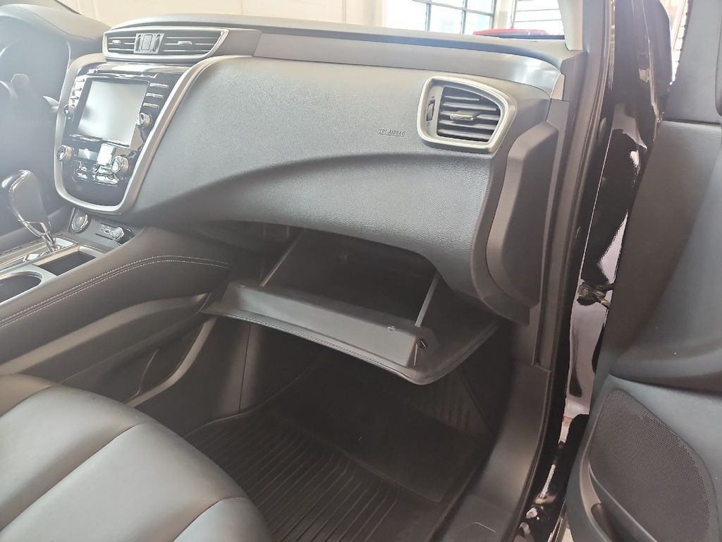 2022 Nissan Murano SV photo 19