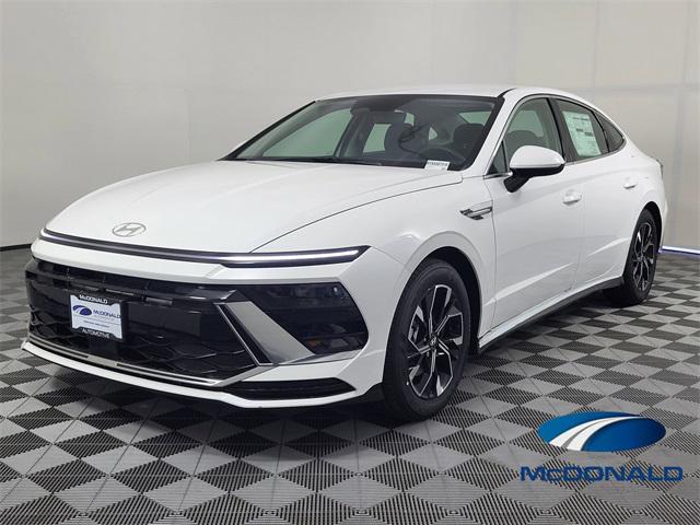 2025 Hyundai Sonata SEL's photo