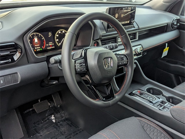 2025 Honda Pilot Sport photo 2