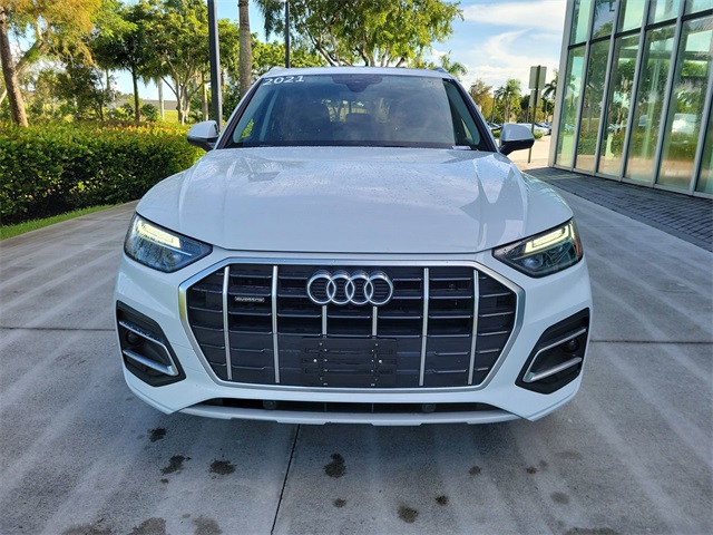 2021 Audi Q5 45 Premium photo 2