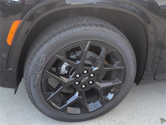 2026 Chevrolet Traverse RS photo 3