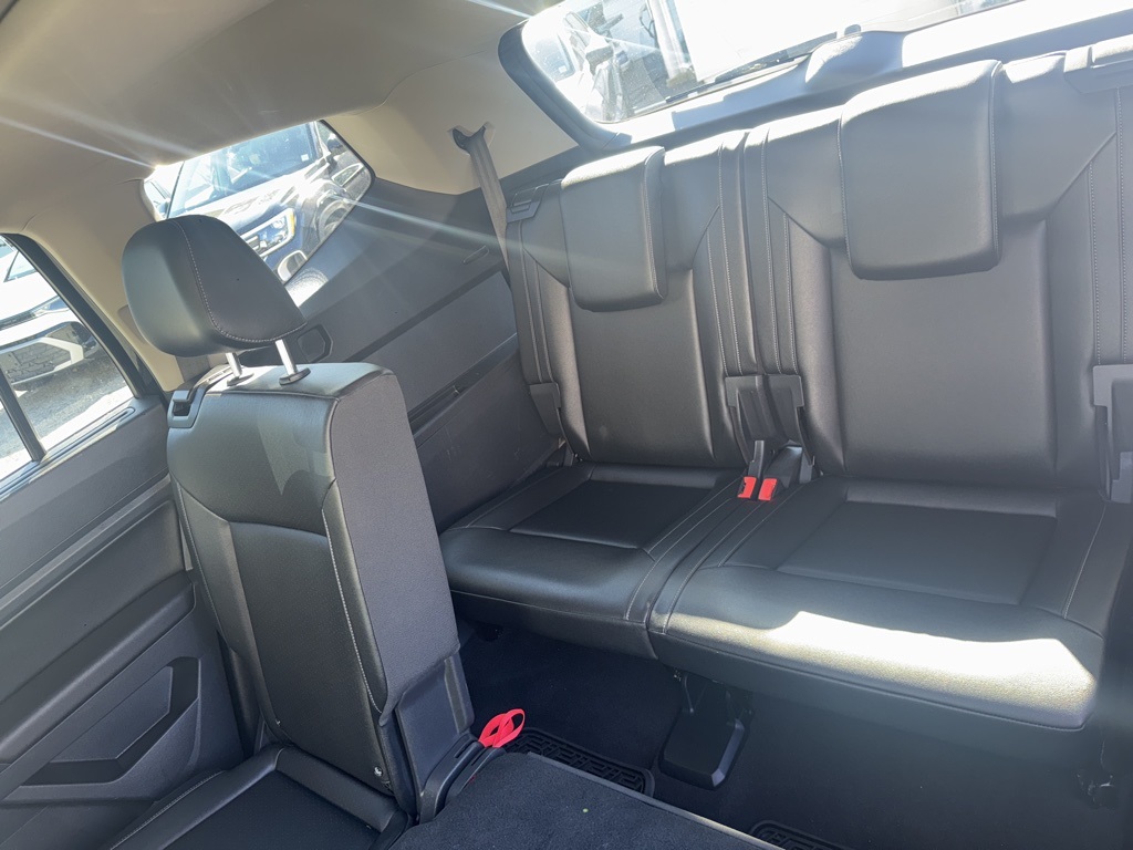 2019 Volkswagen Atlas V6 SEL R-Line photo 10
