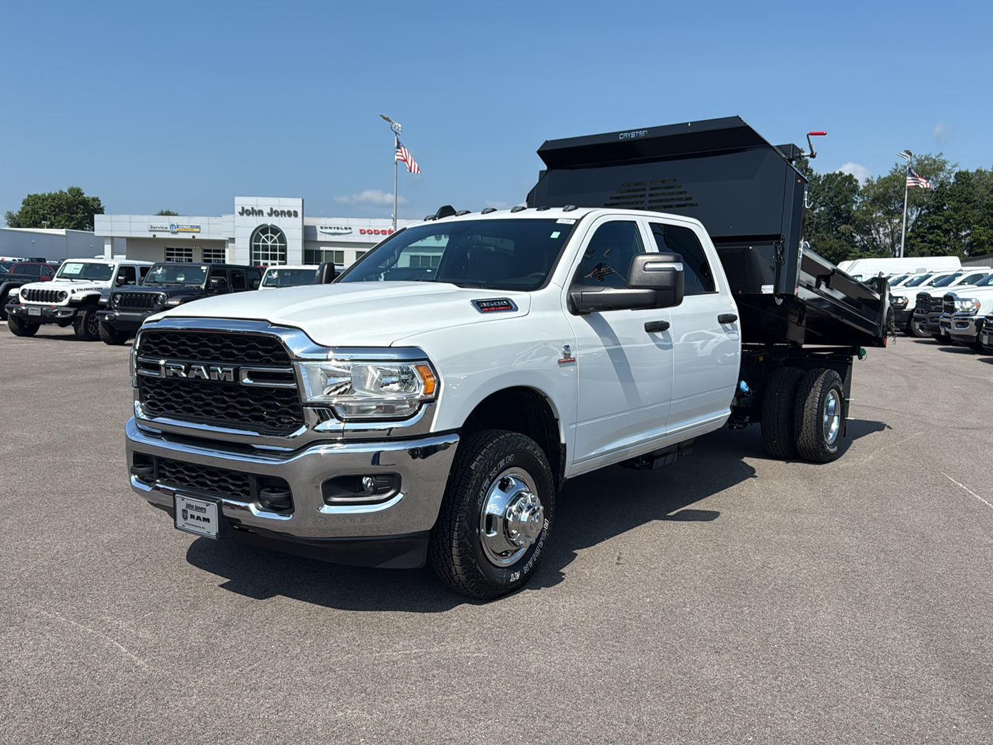 2024 Ram 3500 Tradesman photo 2