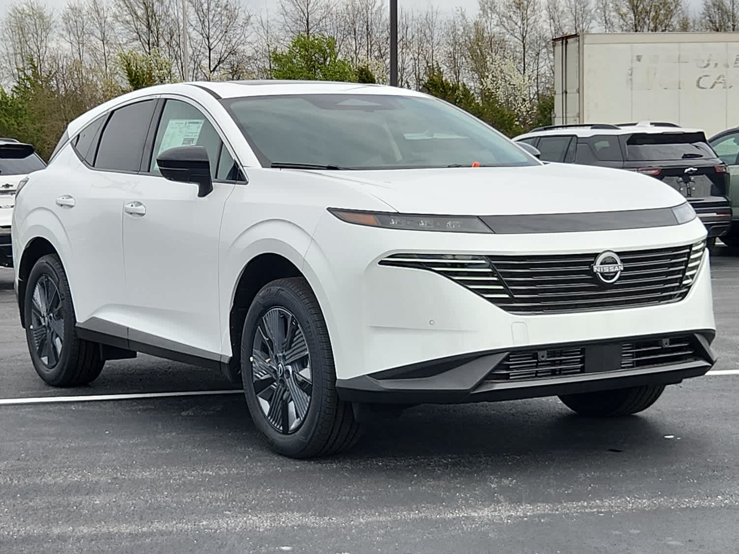 2025 Nissan Murano SL photo 2