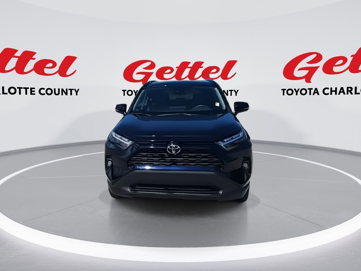 2022 Toyota RAV4 XLE Premium photo 3