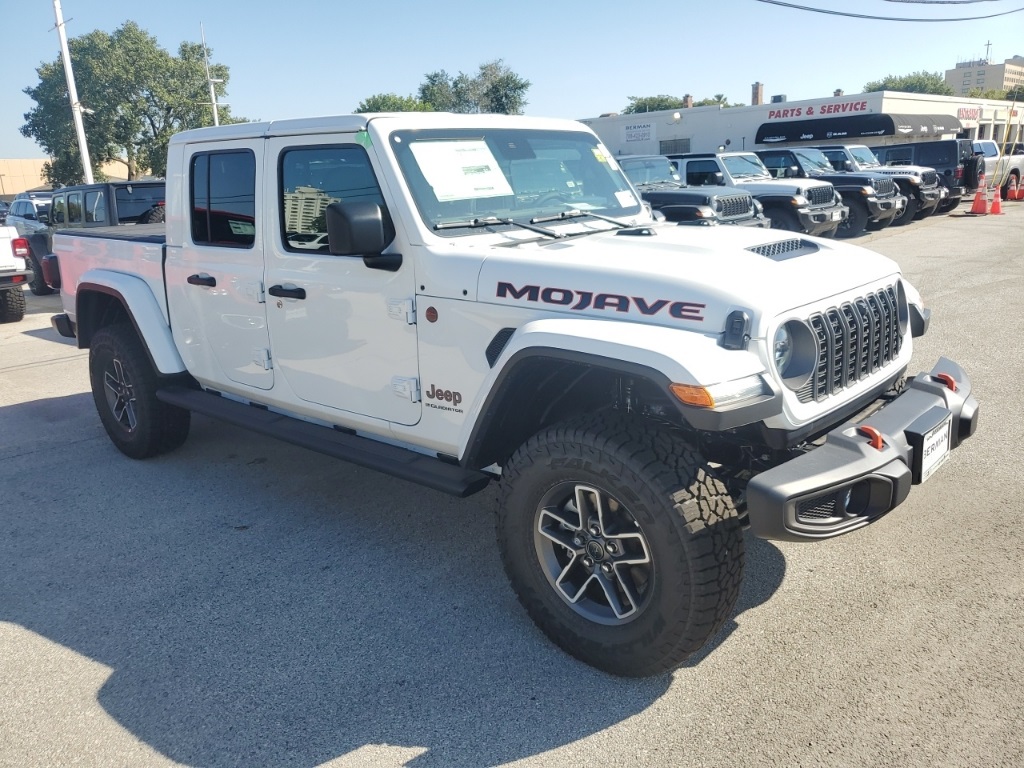 2025 Jeep Gladiator Mojave's photo