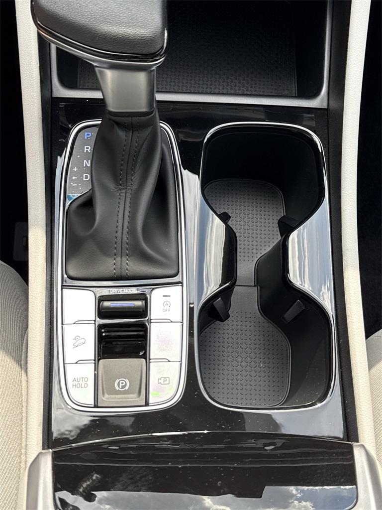 2026 Hyundai Tucson SEL photo 23