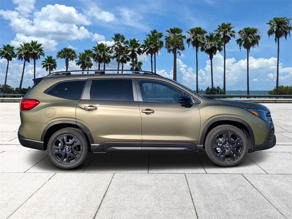2025 Subaru Ascent Onyx Edition Touring photo 3