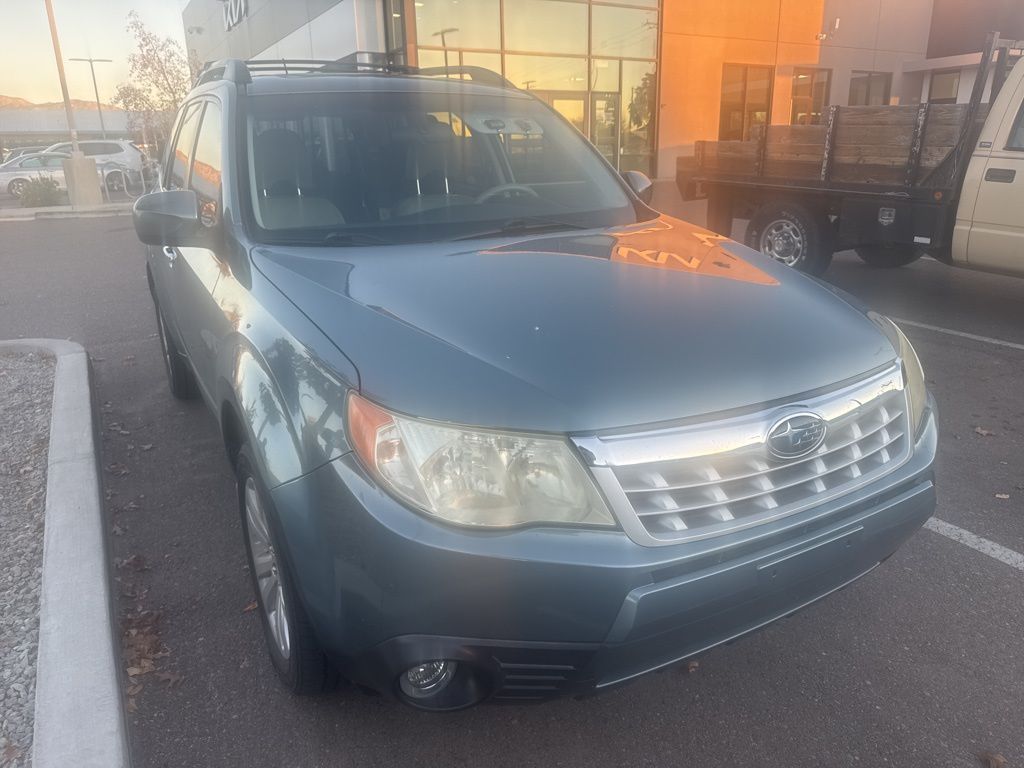 2012 Subaru Forester X Limited's photo