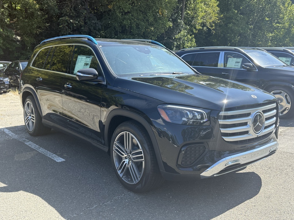 2026 Mercedes-Benz GLS Base's photo