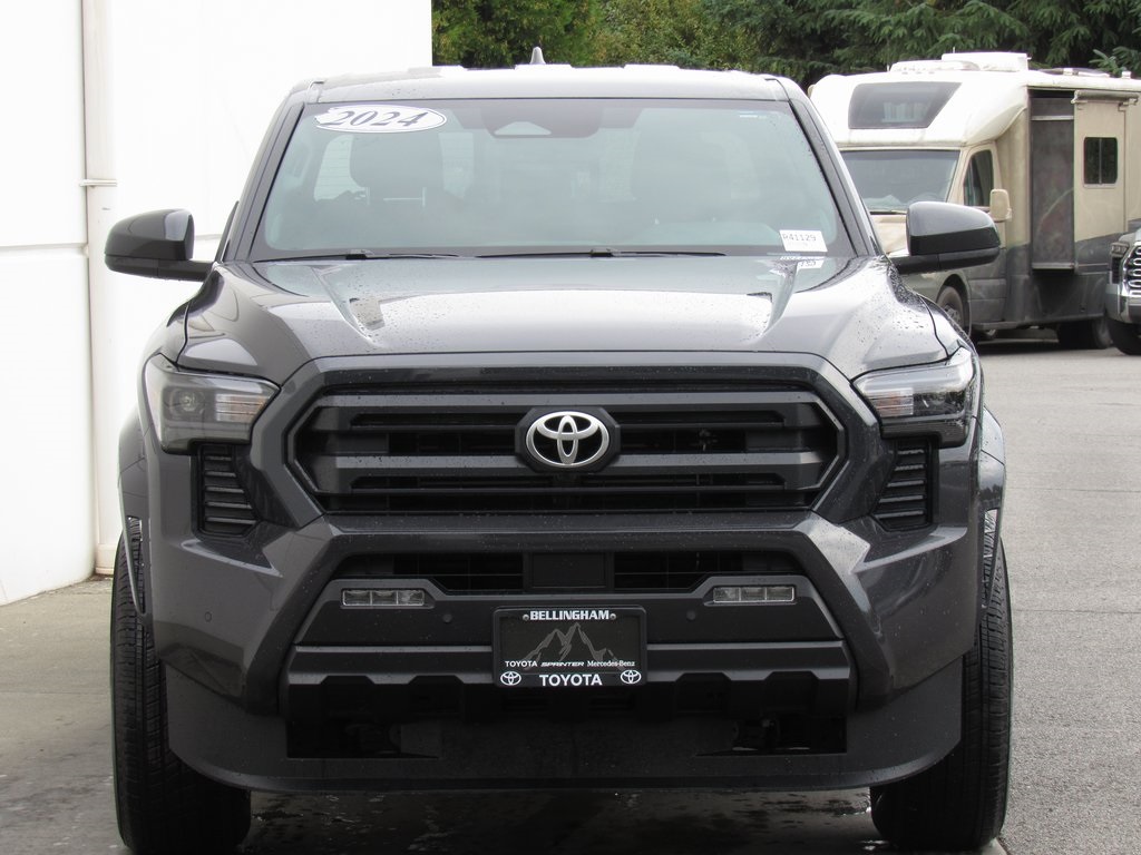 2024 Toyota Tacoma SR5 photo 3