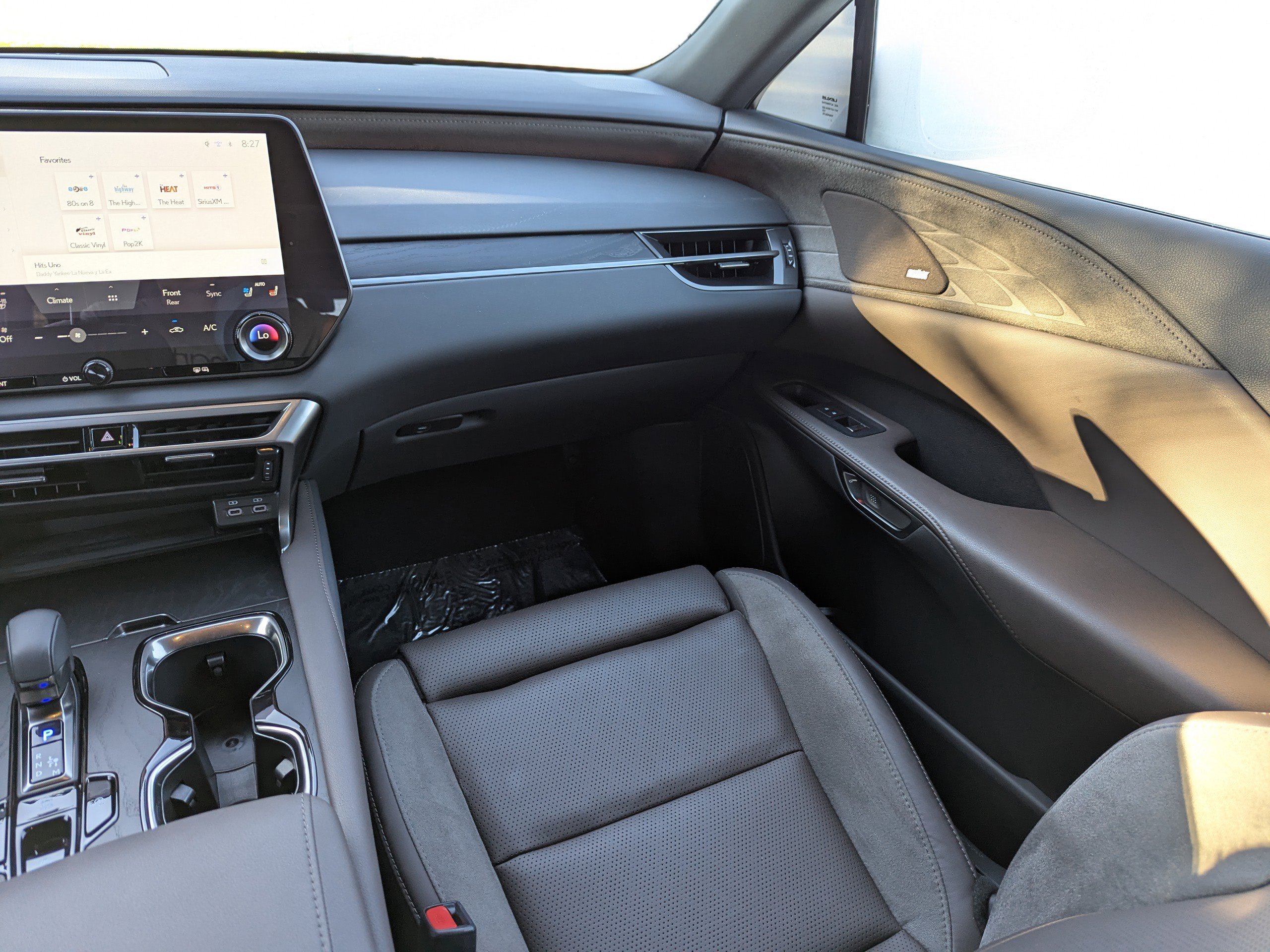 2024 Lexus RX 350 Luxury photo 7