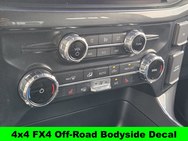 2022 Ford F-150 XLT photo 17