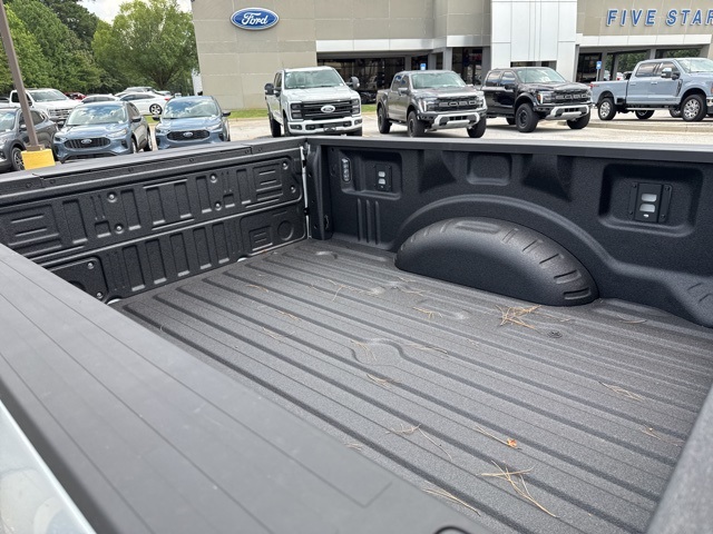 2025 Ford F-350 photo 22