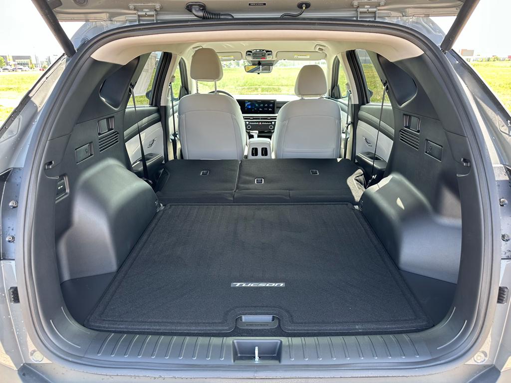 2025 Hyundai Tucson SEL photo 9