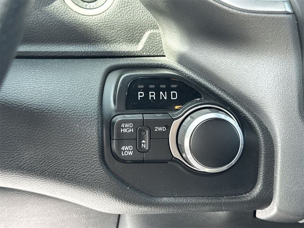 2024 Ram 2500 Big Horn photo 25