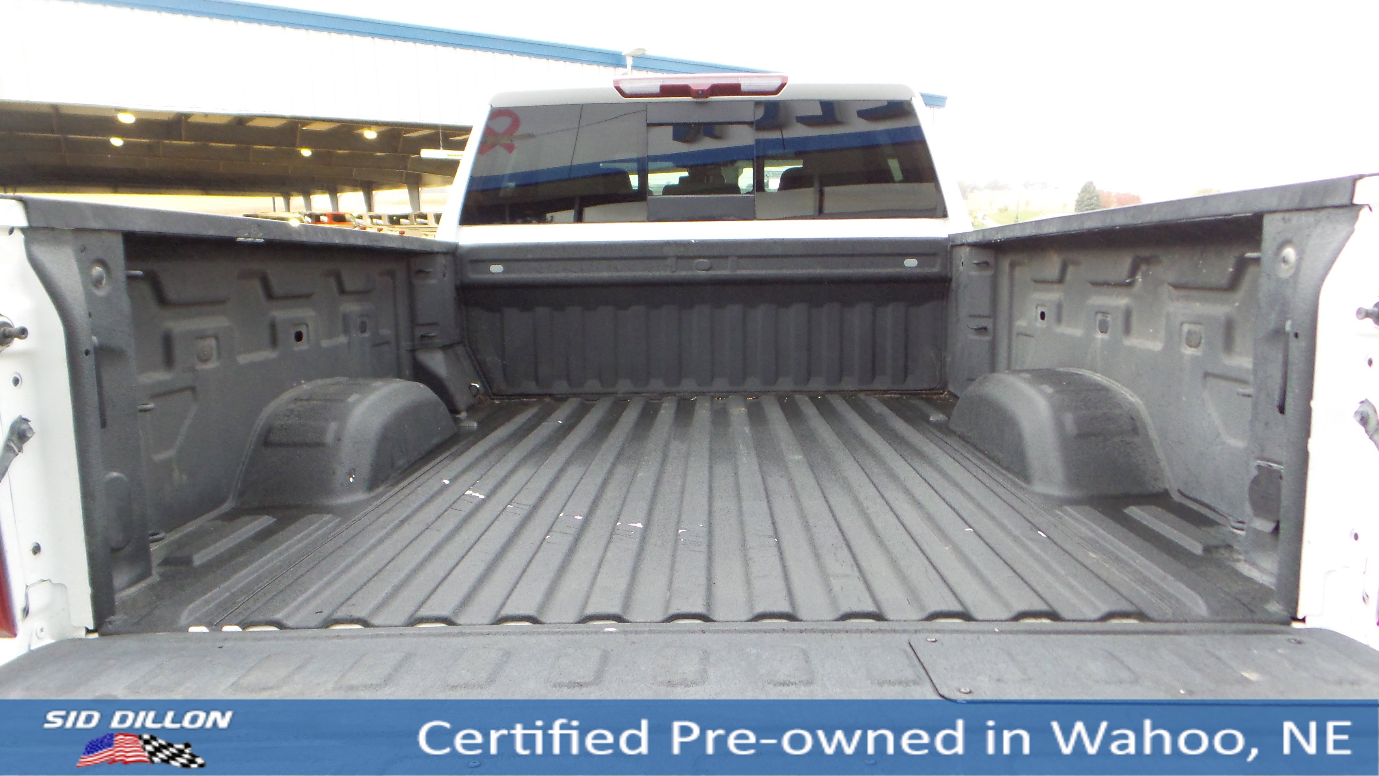 2025 Chevrolet Silverado 2500HD LT photo 4