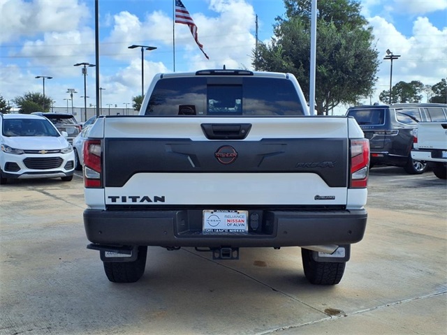 2023 Nissan Titan PRO-4X photo 20