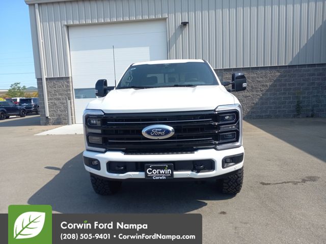 2025 Ford F-350 Platinum photo 8