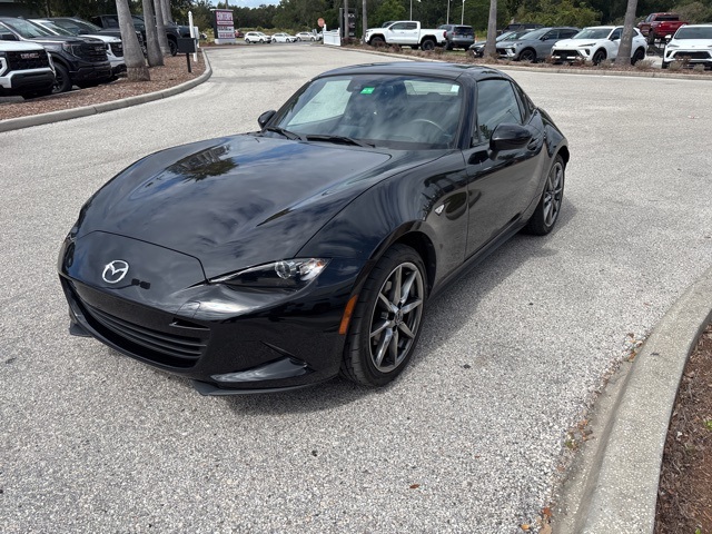 2022 Mazda MX-5 Miata RF Miata Grand Touring photo 2