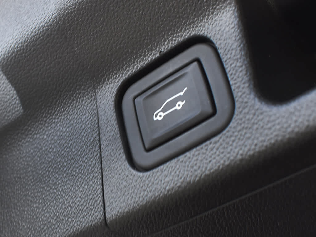 2023 Gmc Acadia SLE photo 25