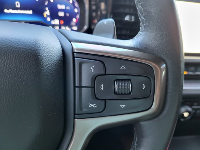 2023 Chevrolet Silverado 1500 High Country photo 12