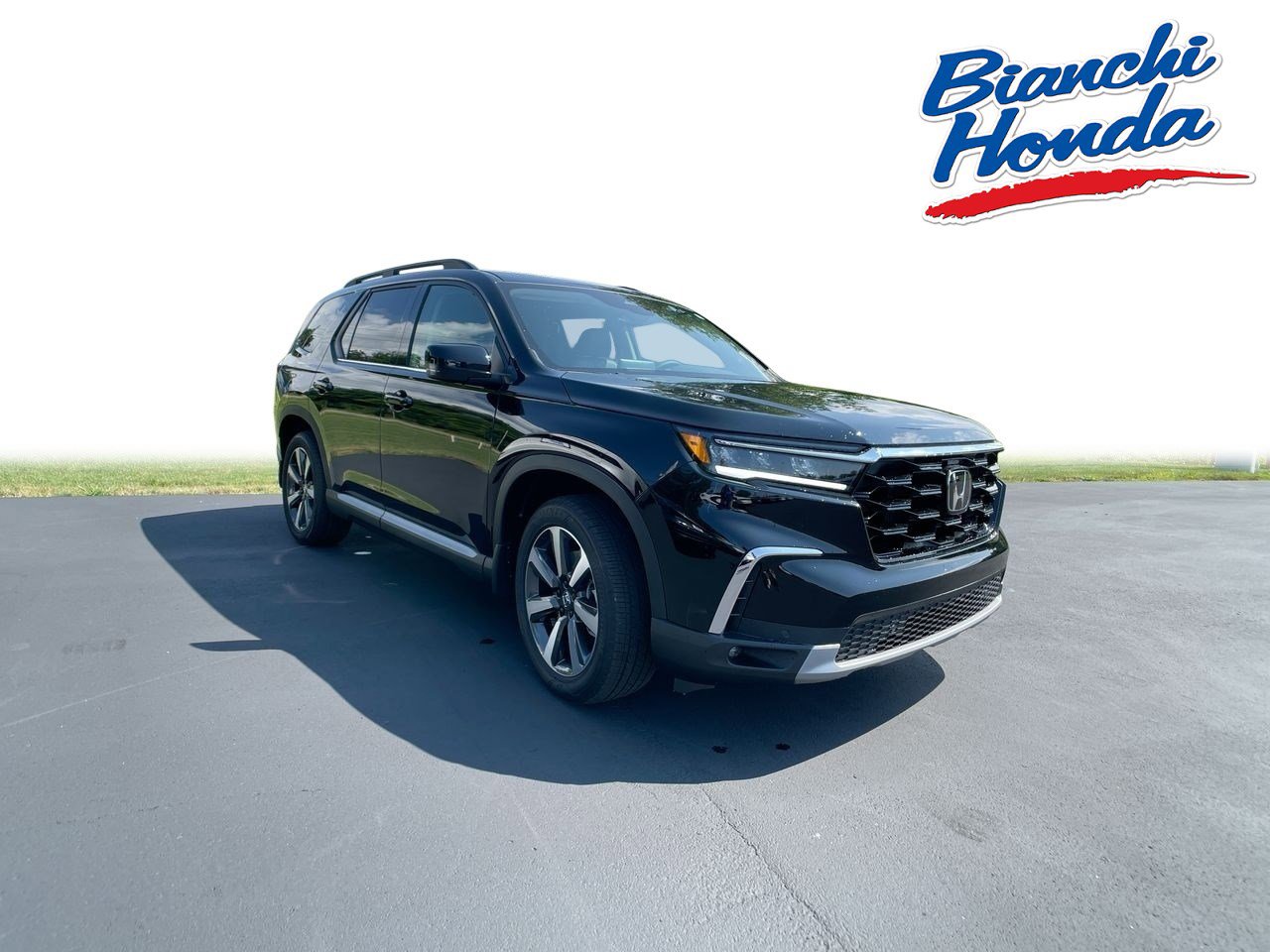 2025 Honda Pilot Touring's photo