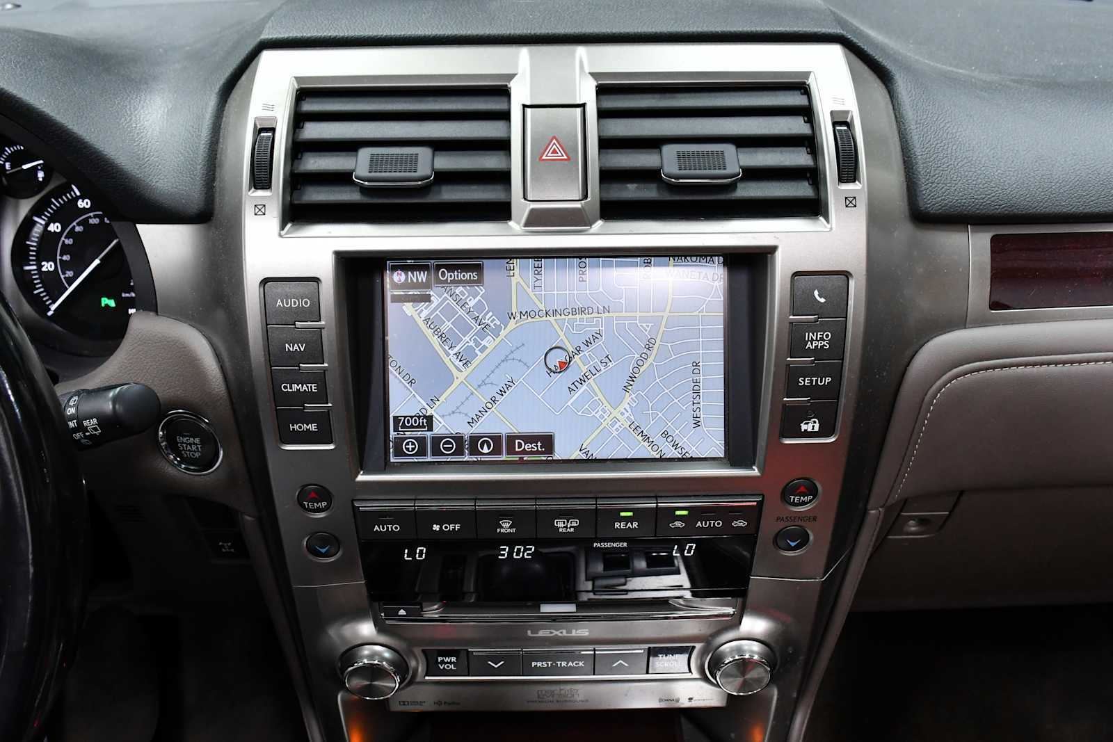 2018 Lexus GX 460 Luxury photo 17