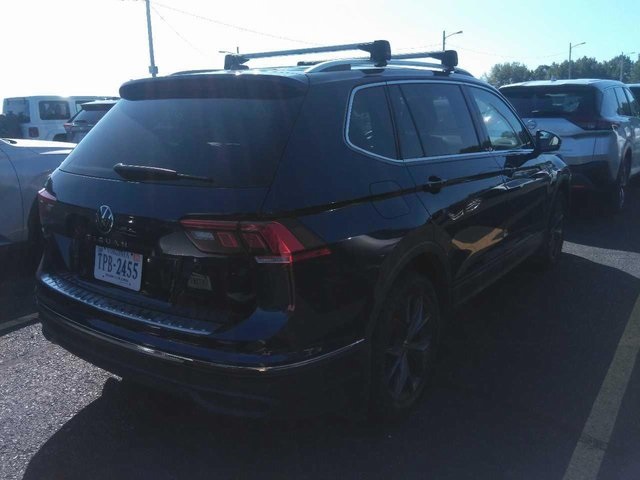 2023 Volkswagen Tiguan SE photo 6