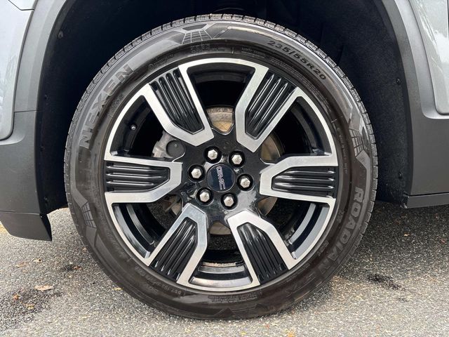2021 Gmc Acadia SLE photo 9