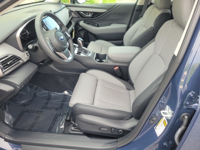 2025 Subaru Outback Limited photo 2