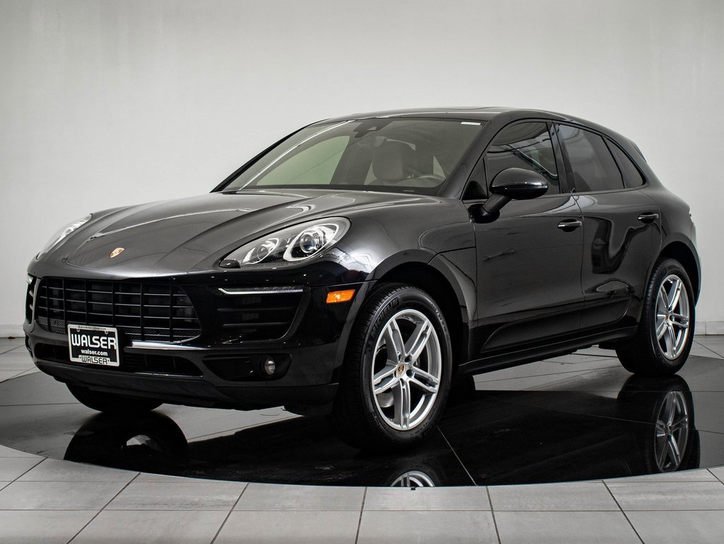 2018 Porsche Macan Base's photo