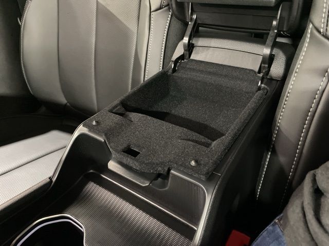 2025 Jeep Grand Cherokee Limited photo 16