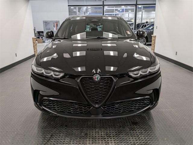 2024 Alfa Romeo Tonale Veloce photo 2