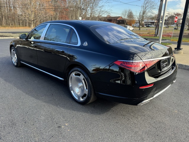 2024 Mercedes Benz S Maybach 680 4MATIC photo 4