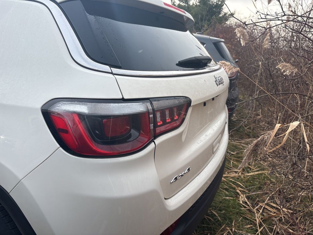 2018 Jeep Compass Latitude photo 4