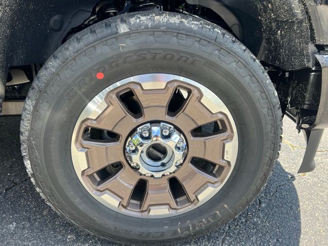 2025 Ford F-350 King Ranch photo 12